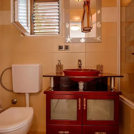 Villa House *