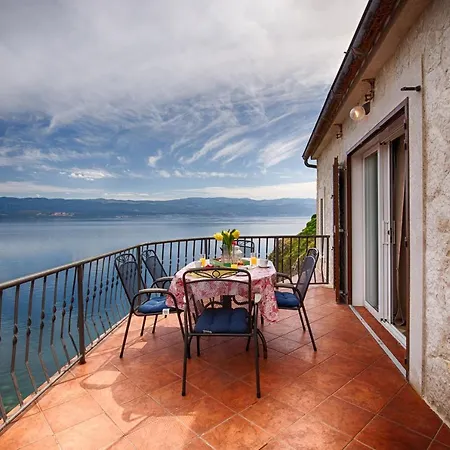 House * Vrbnik (Primorje-Gorski Kotar)